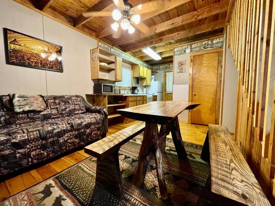 Oktoberfest Themed Cabin In Woods Stream #14 Helen Exterior foto